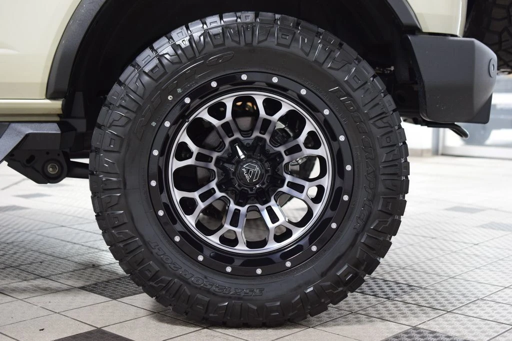 2025 Ford Bronco 6th Gen - Image 24 of 31