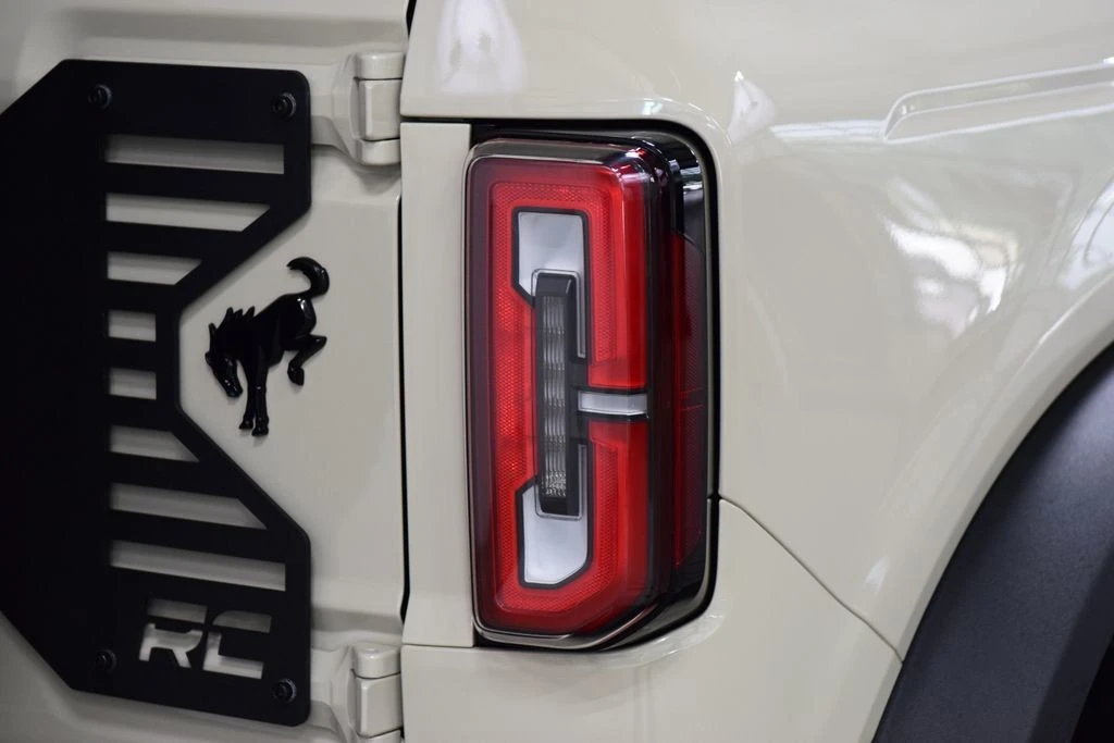 2025 Ford Bronco 6th Gen - Image 21 of 31