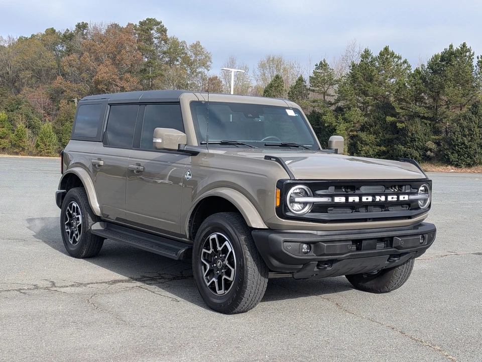 2025 Ford Bronco 6th Gen - Image 2 of 12