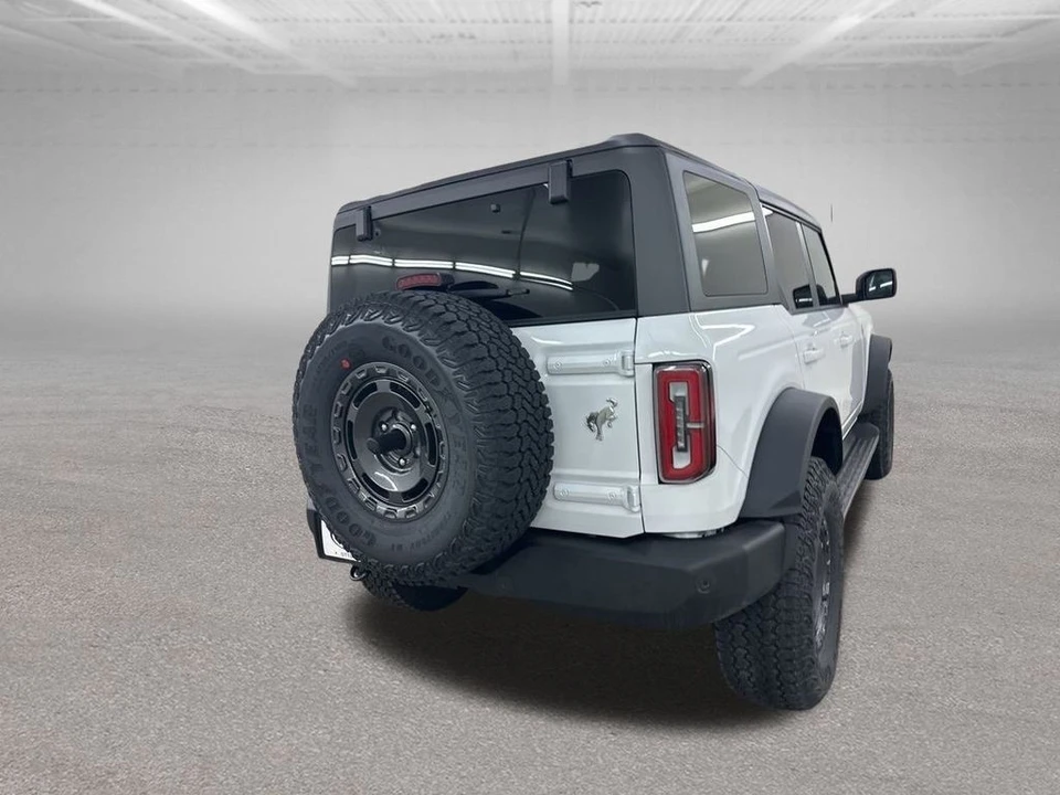 2025 Ford Bronco 6th Gen - Image 11 of 12