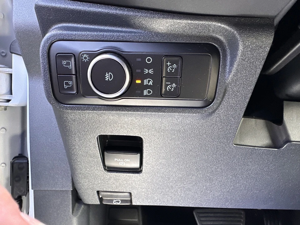 2025 Ford Bronco 6th Gen - Image 17 of 21
