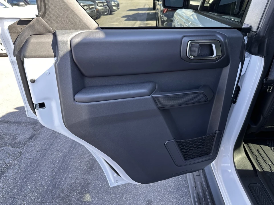 2025 Ford Bronco 6th Gen - Image 9 of 21