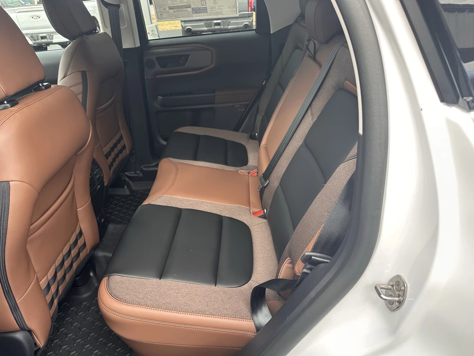 2025 Ford Bronco 6th Gen - Image 12 of 31