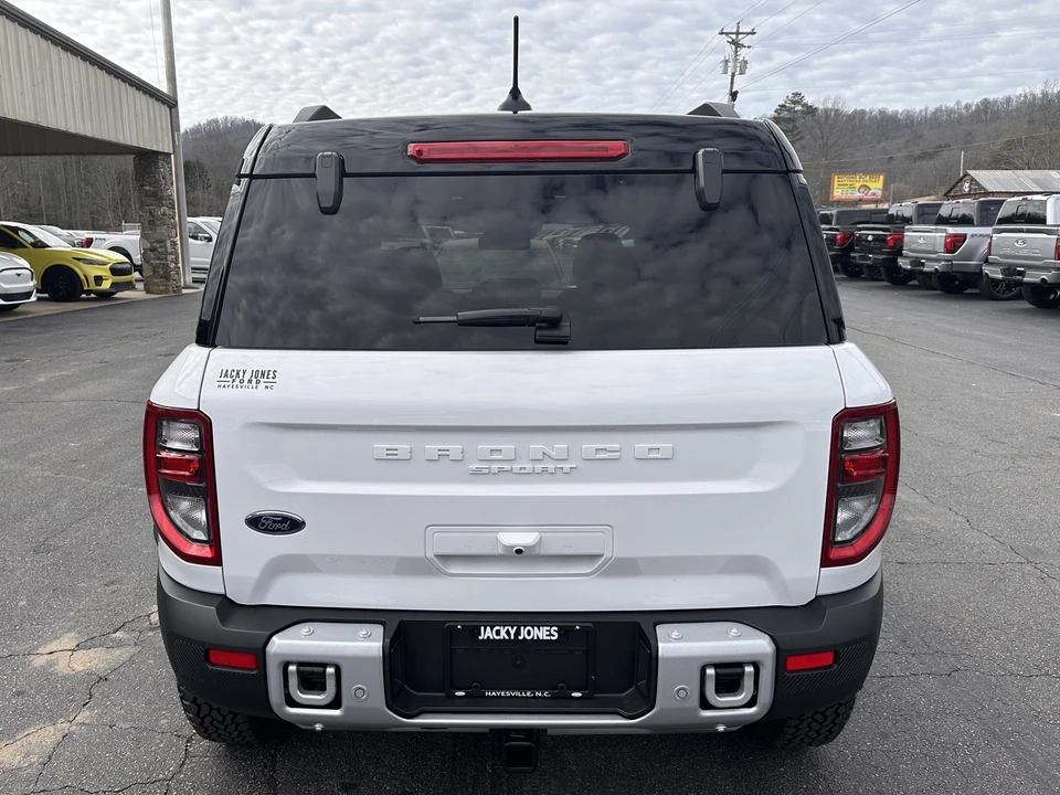 2025 Ford Bronco 6th Gen - Image 7 of 31