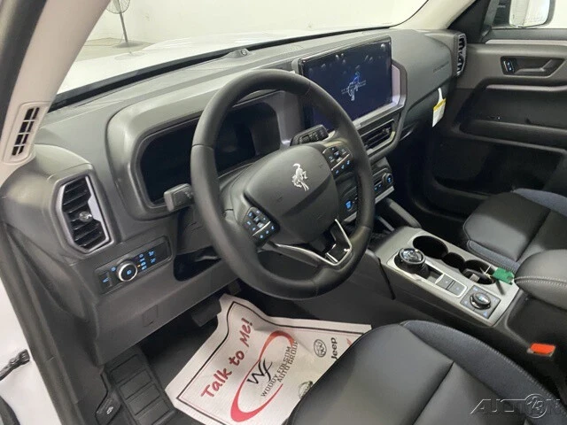 2025 Ford Bronco 6th Gen - Image 11 of 12