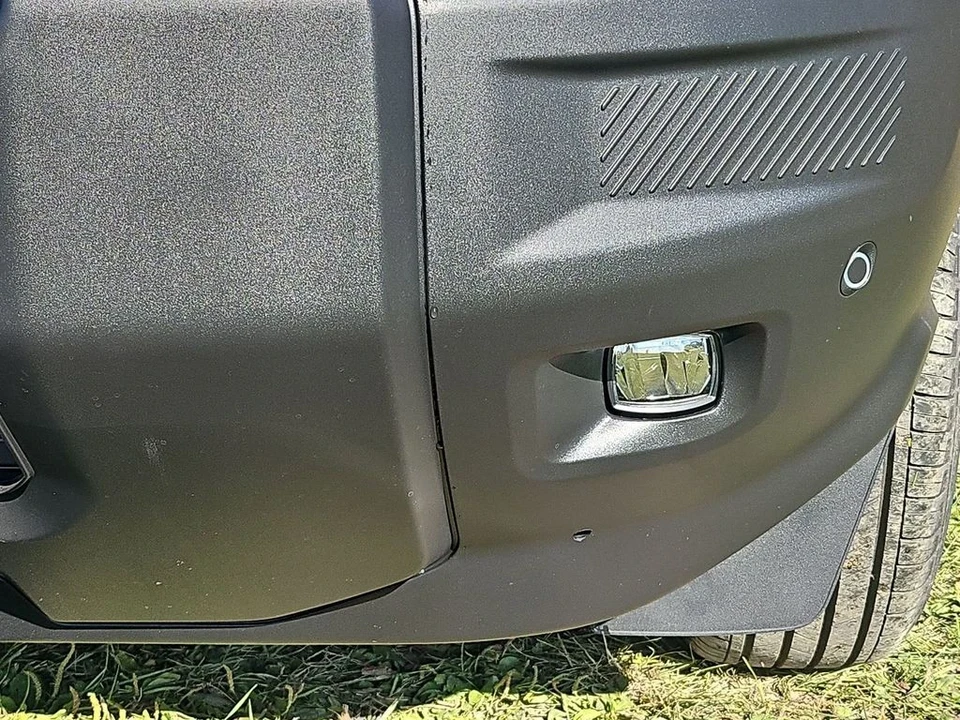 2025 Ford Bronco 6th Gen - Image 19 of 21