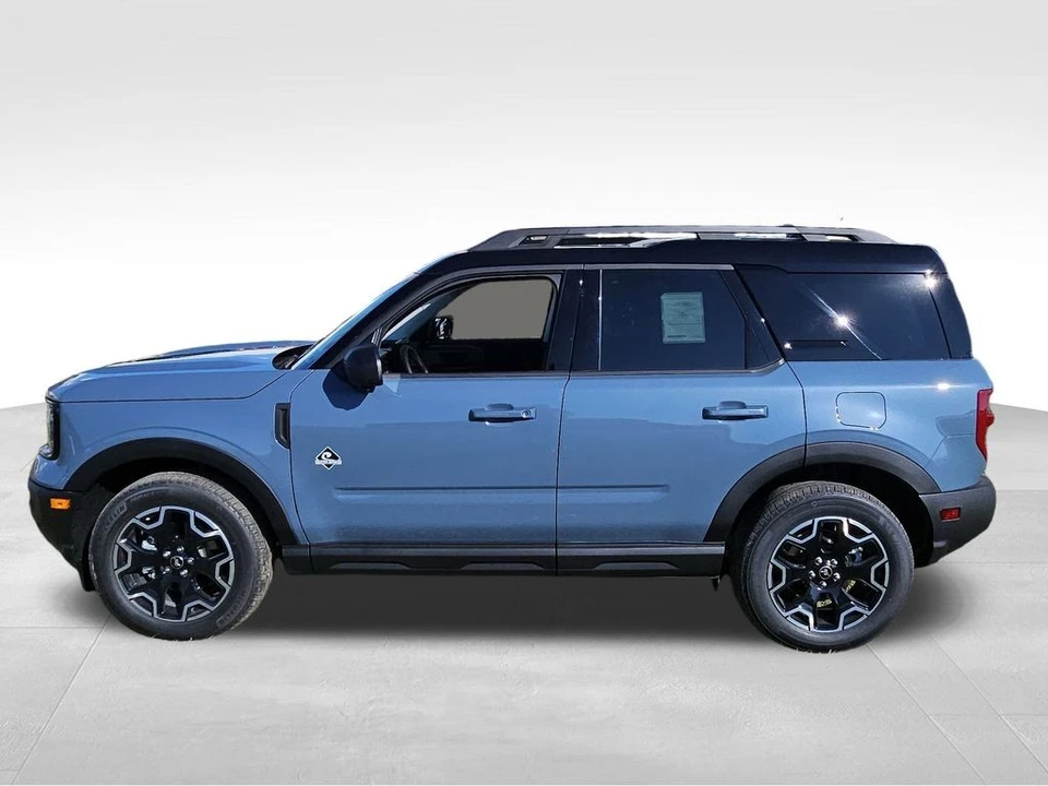 2025 Ford Bronco 6th Gen - Image 16 of 21