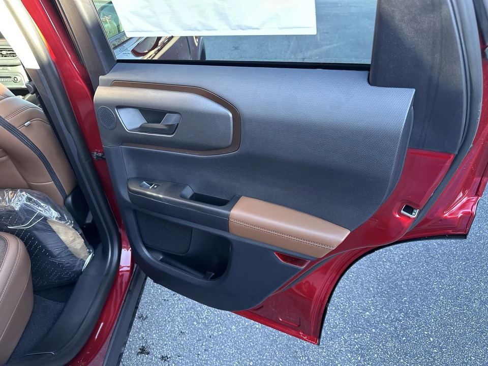 2025 Ford Bronco 6th Gen - Image 14 of 21