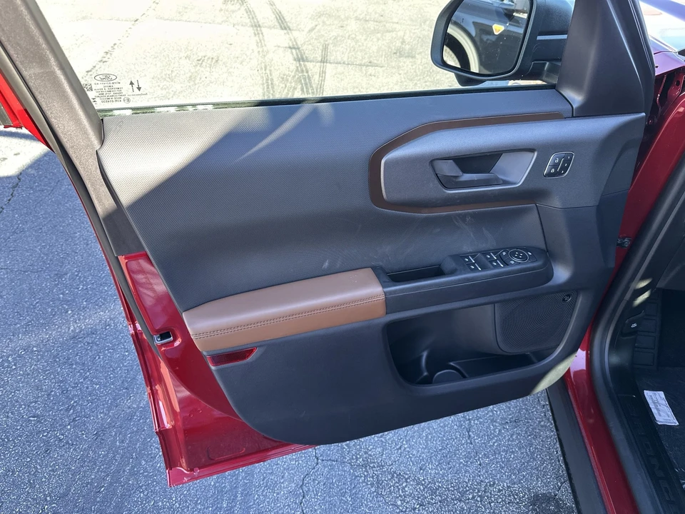 2025 Ford Bronco 6th Gen - Image 8 of 21