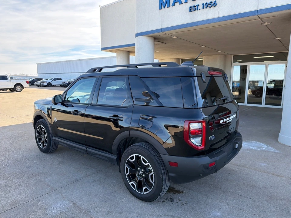 2025 Ford Bronco 6th Gen - Image 13 of 31