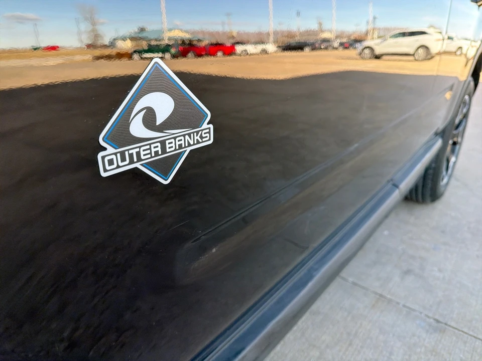 2025 Ford Bronco 6th Gen - Image 3 of 31
