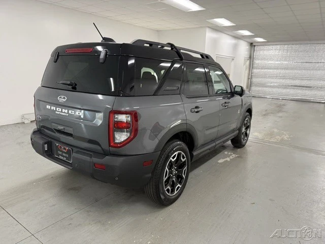 2025 Ford Bronco 6th Gen - Image 5 of 12