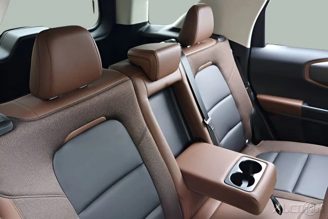 2025 Ford Bronco 6th Gen - Image 19 of 21