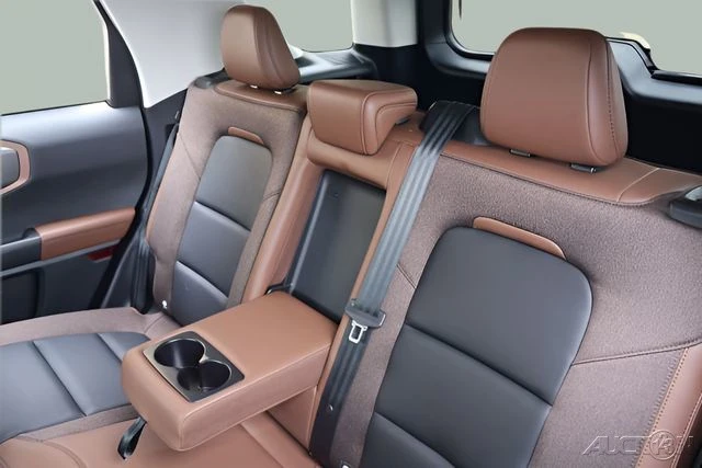 2025 Ford Bronco 6th Gen - Image 16 of 21