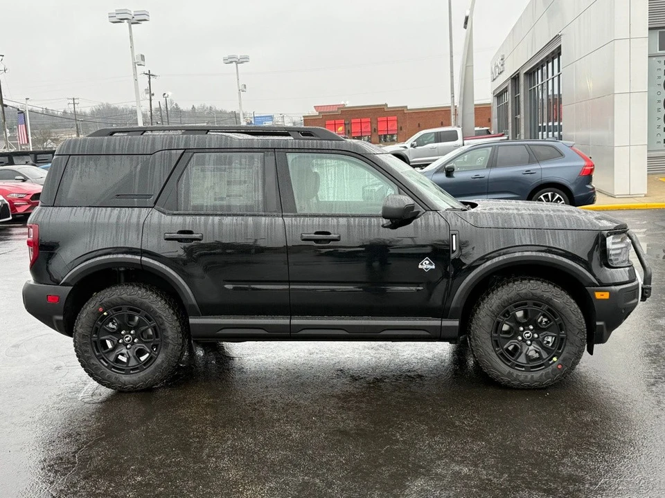 2025 Ford Bronco 6th Gen - Image 7 of 12