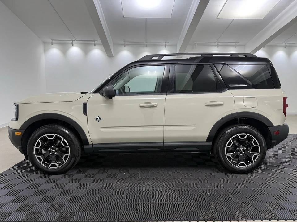 2025 Ford Bronco 6th Gen - Image 5 of 12