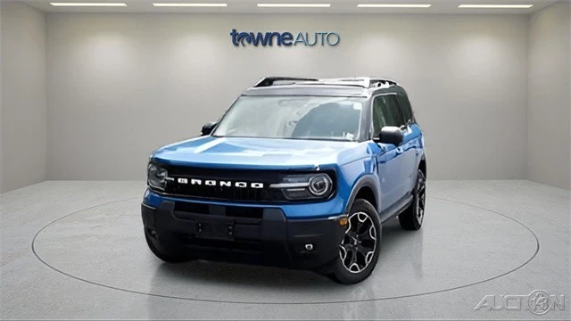 2025 Ford Bronco 6th Gen - Image 9 of 19