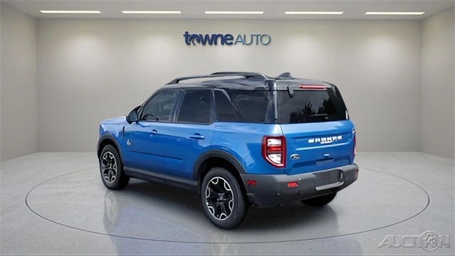 2025 Ford Bronco 6th Gen - Image 3 of 19