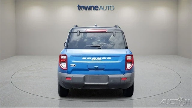 2025 Ford Bronco 6th Gen - Image 4 of 19