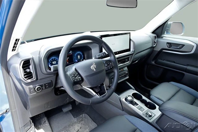 2025 Ford Bronco 6th Gen - Image 11 of 19