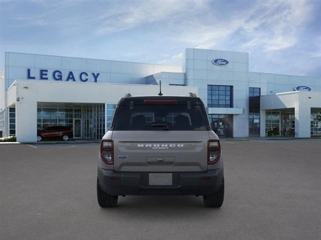 2025 Ford Bronco 6th Gen - Image 5 of 21