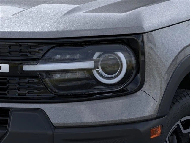 2025 Ford Bronco 6th Gen - Image 18 of 21