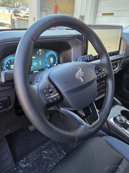 2025 Ford Bronco 6th Gen - Image 11 of 21