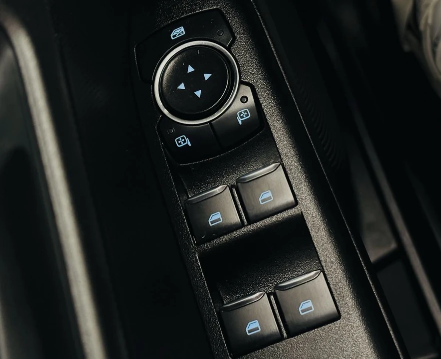 2025 Ford Bronco 6th Gen - Image 31 of 31