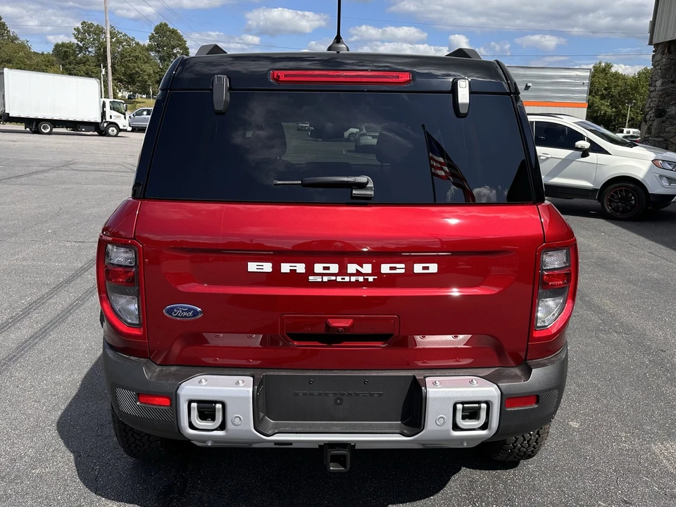 2025 Ford Bronco 6th Gen - Image 7 of 21
