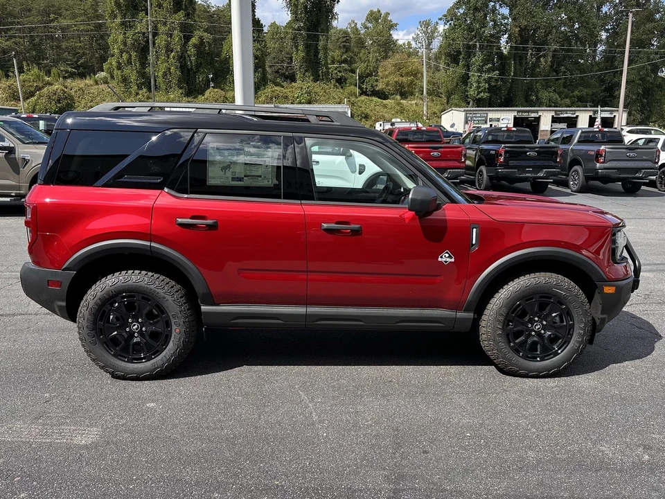 2025 Ford Bronco 6th Gen - Image 5 of 21