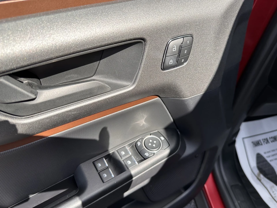 2025 Ford Bronco 6th Gen - Image 18 of 21
