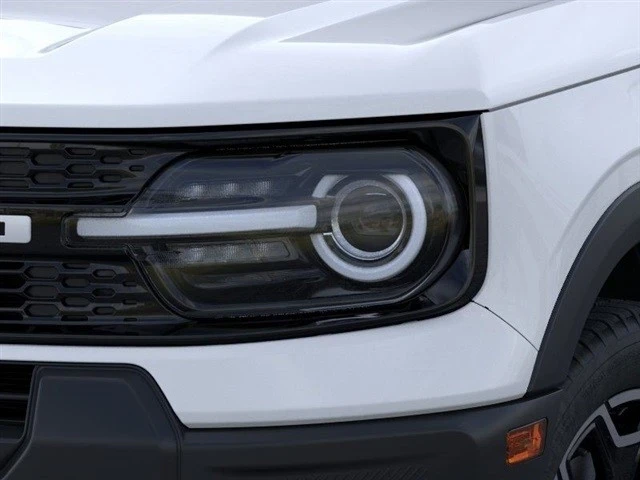 2025 Ford Bronco 6th Gen - Image 18 of 21