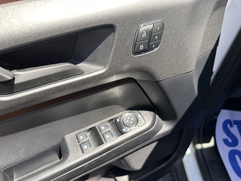 2025 Ford Bronco 6th Gen - Image 18 of 31