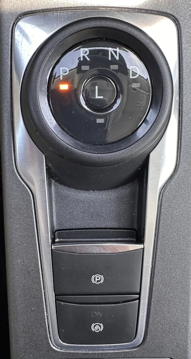 2025 Ford Bronco 6th Gen - Image 29 of 31