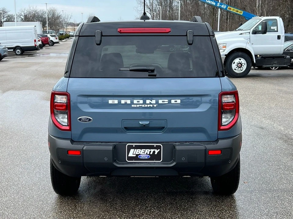 2025 Ford Bronco 6th Gen - Image 5 of 12