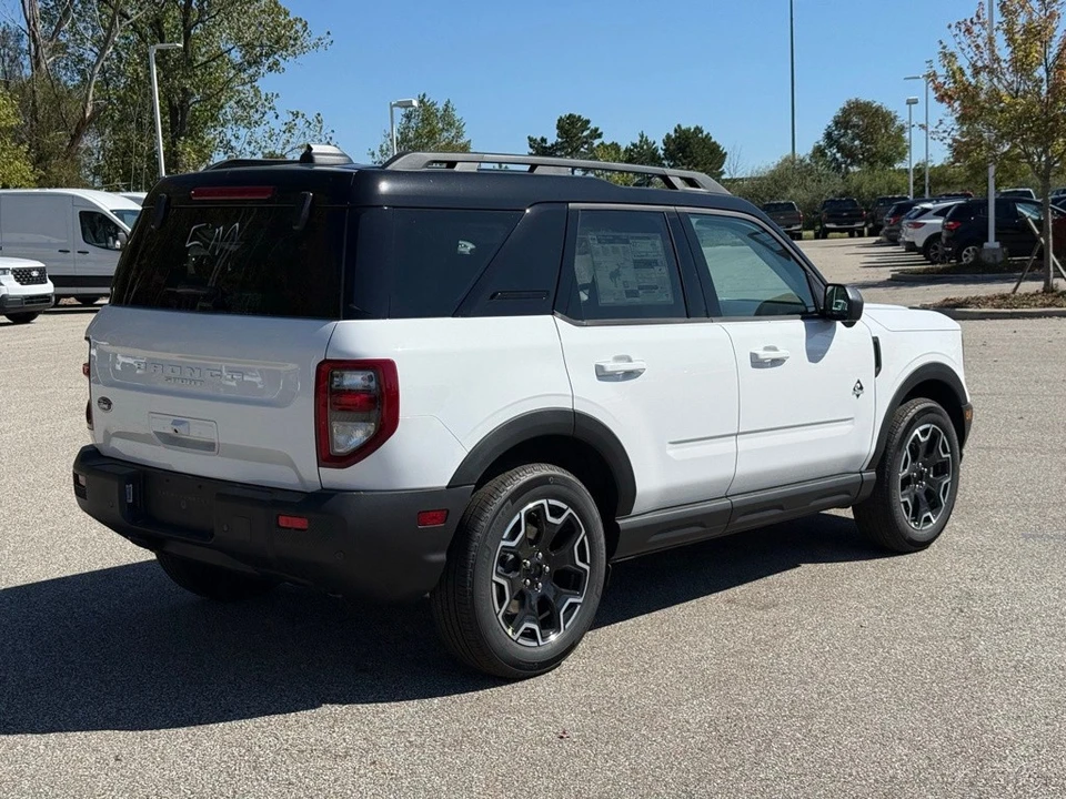 2025 Ford Bronco 6th Gen - Image 6 of 12