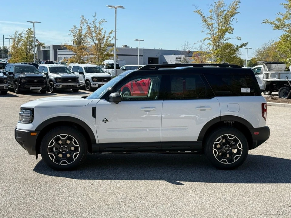 2025 Ford Bronco 6th Gen - Image 2 of 12