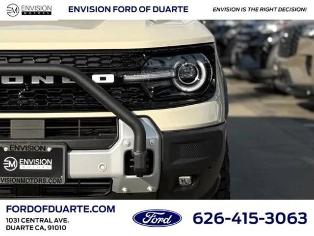 2025 Ford Bronco 6th Gen - Image 4 of 12