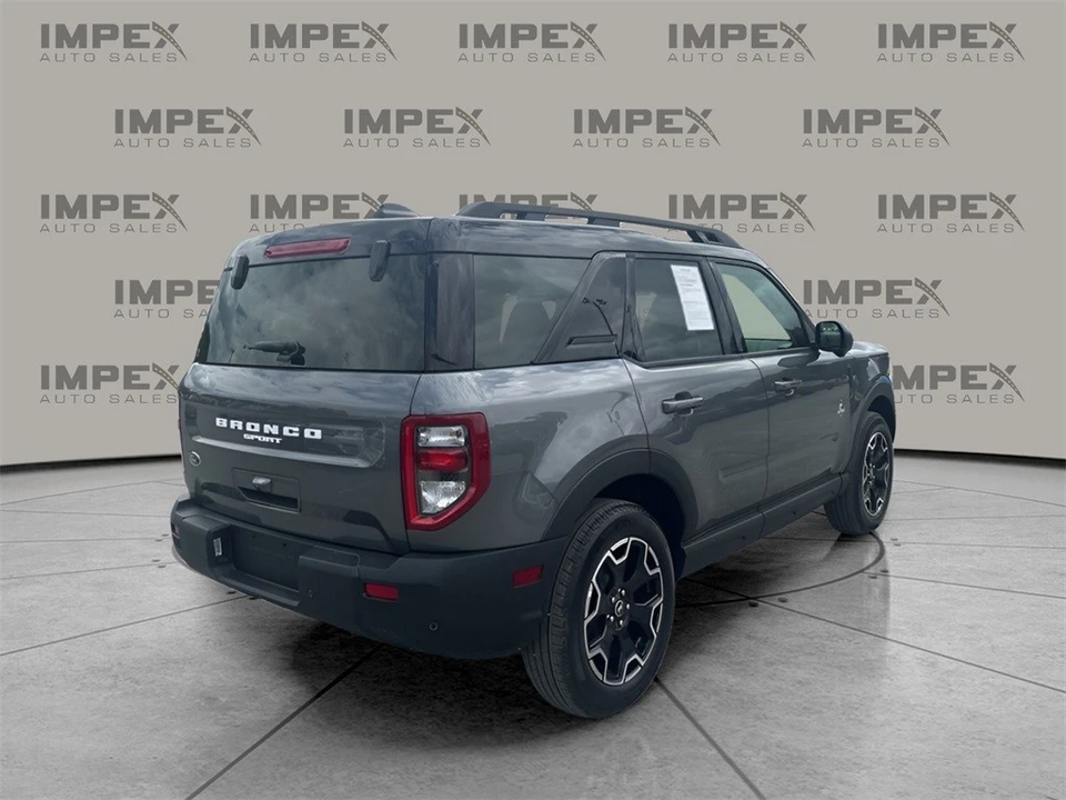 2025 Ford Bronco 6th Gen - Image 5 of 12