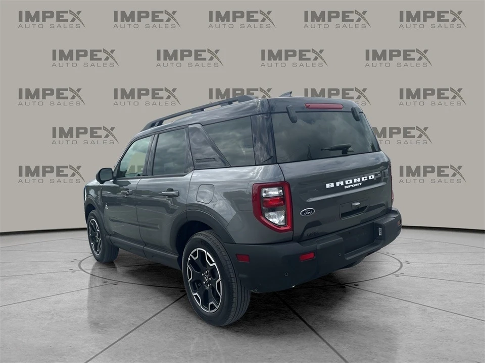 2025 Ford Bronco 6th Gen - Image 3 of 12