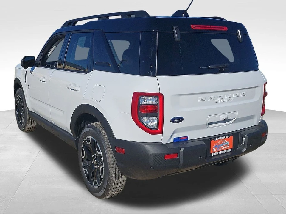2025 Ford Bronco 6th Gen - Image 15 of 21