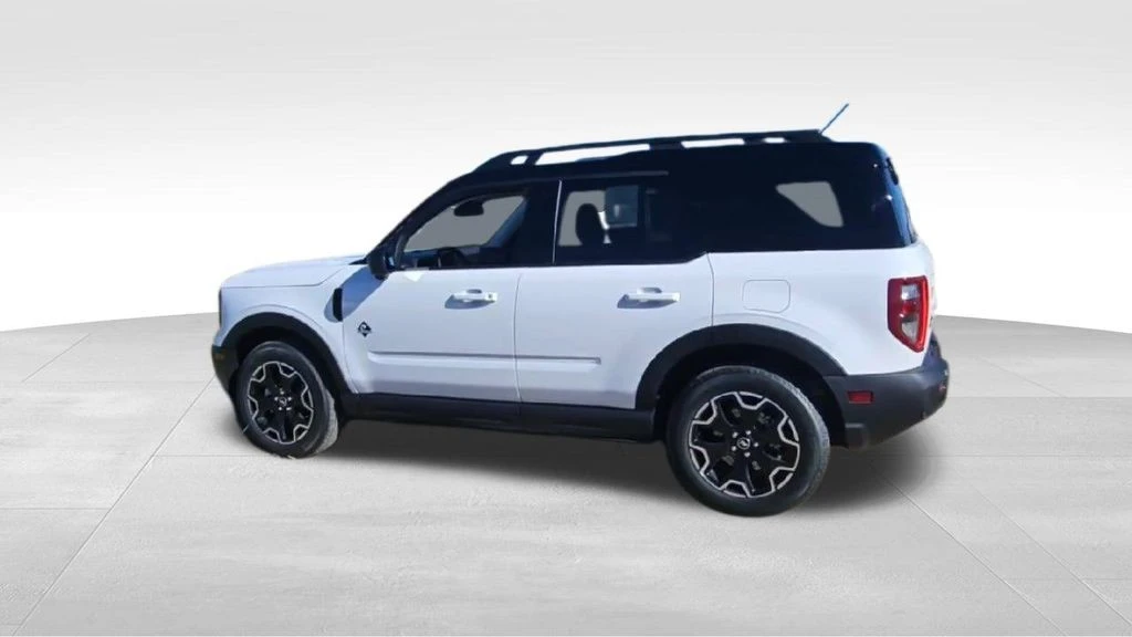 2025 Ford Bronco 6th Gen - Image 5 of 21
