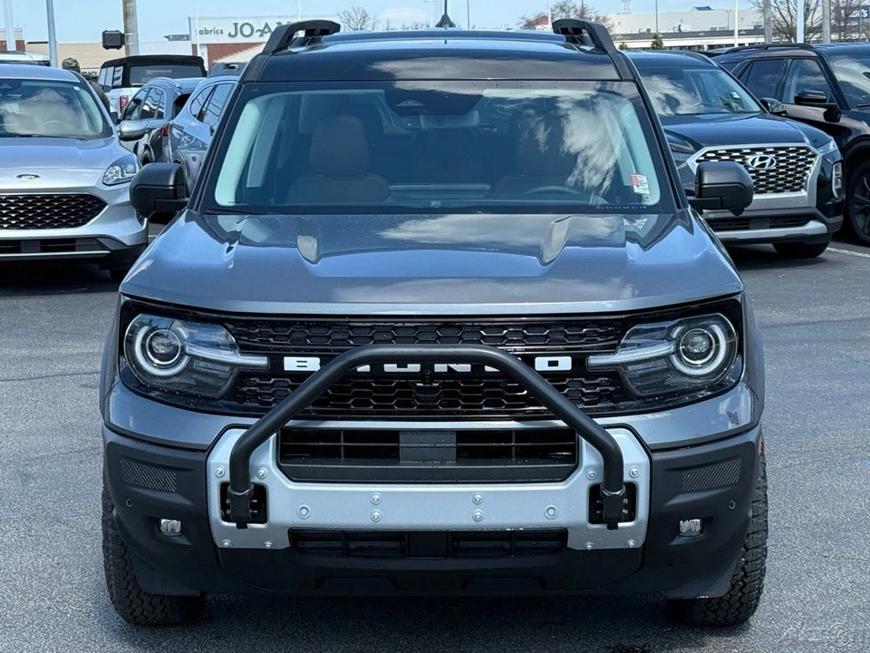 2025 Ford Bronco 6th Gen - Image 10 of 12