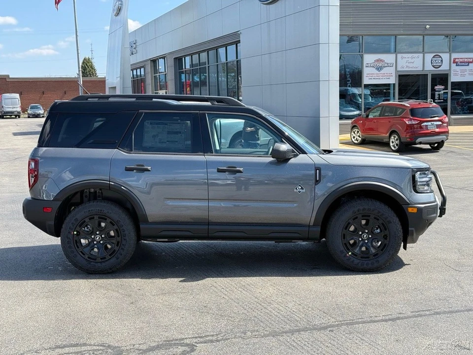 2025 Ford Bronco 6th Gen - Image 7 of 12