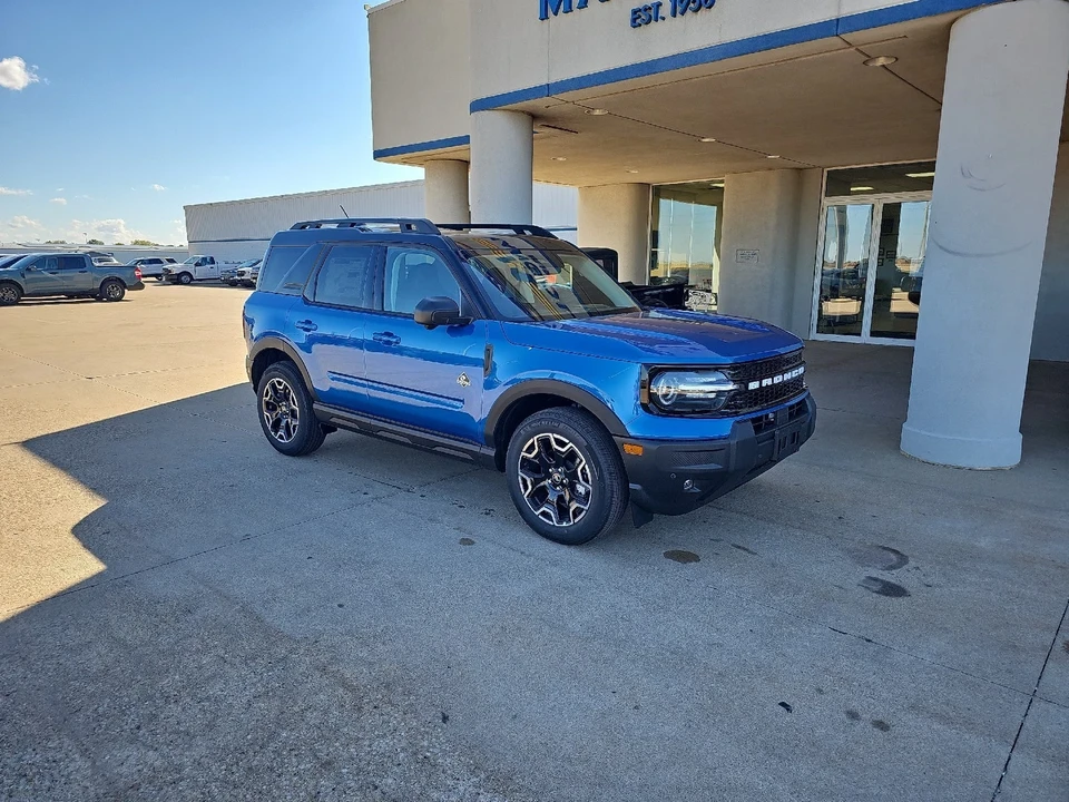 2025 Ford Bronco 6th Gen - Image 2 of 21