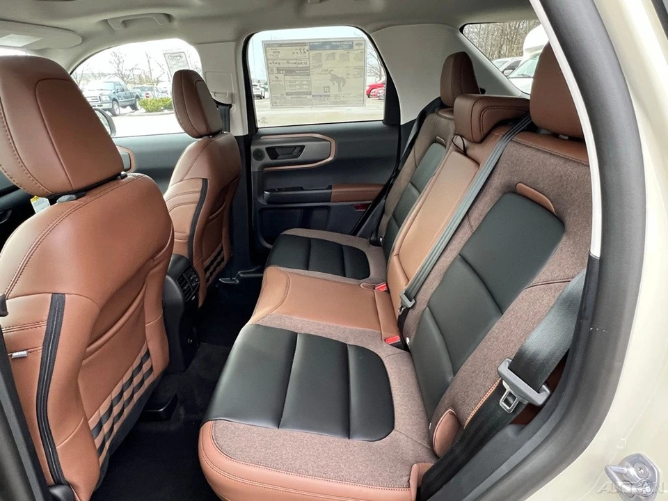 2025 Ford Bronco 6th Gen - Image 17 of 21