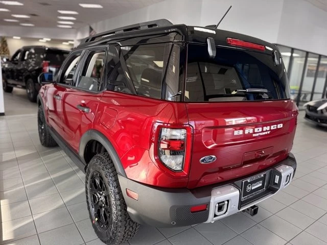 2025 Ford Bronco 6th Gen - Image 10 of 12
