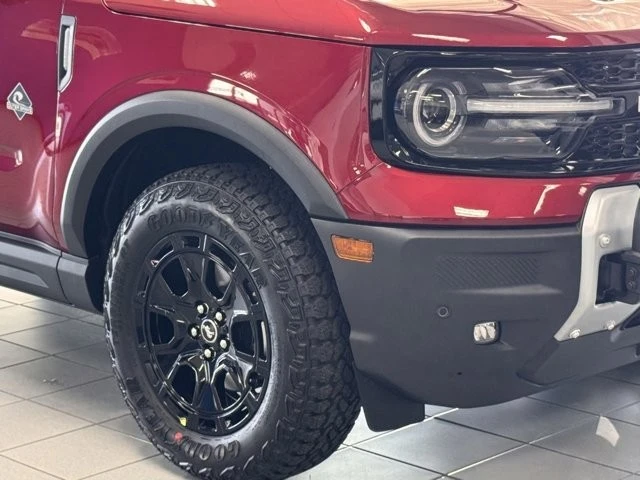 2025 Ford Bronco 6th Gen - Image 4 of 12