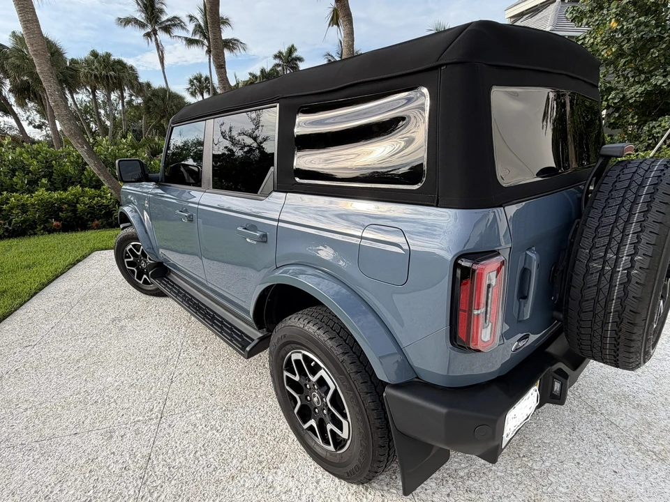 2025 Ford Bronco 6th Gen - Image 16 of 31