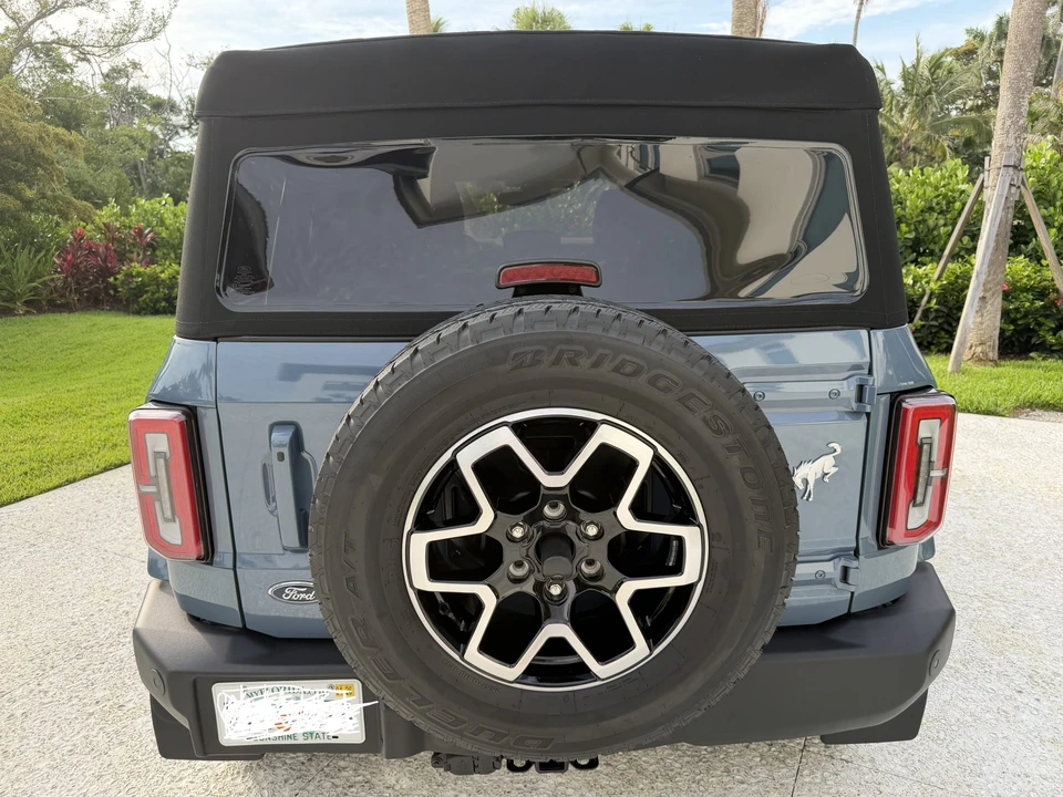 2025 Ford Bronco 6th Gen - Image 14 of 31
